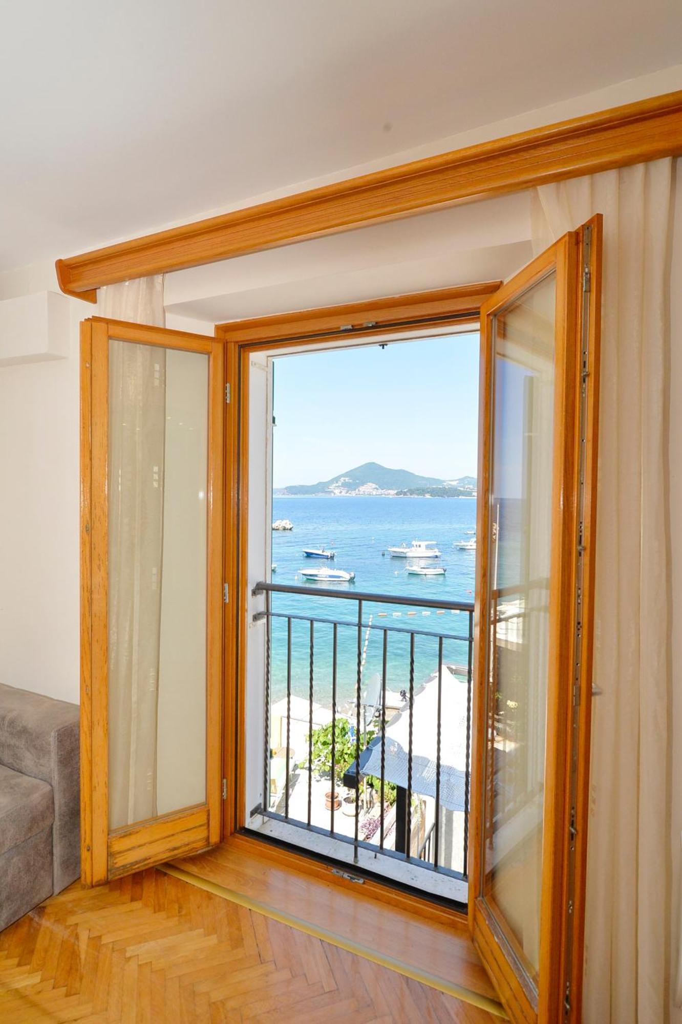 Apartment Prova Sveti Stefan