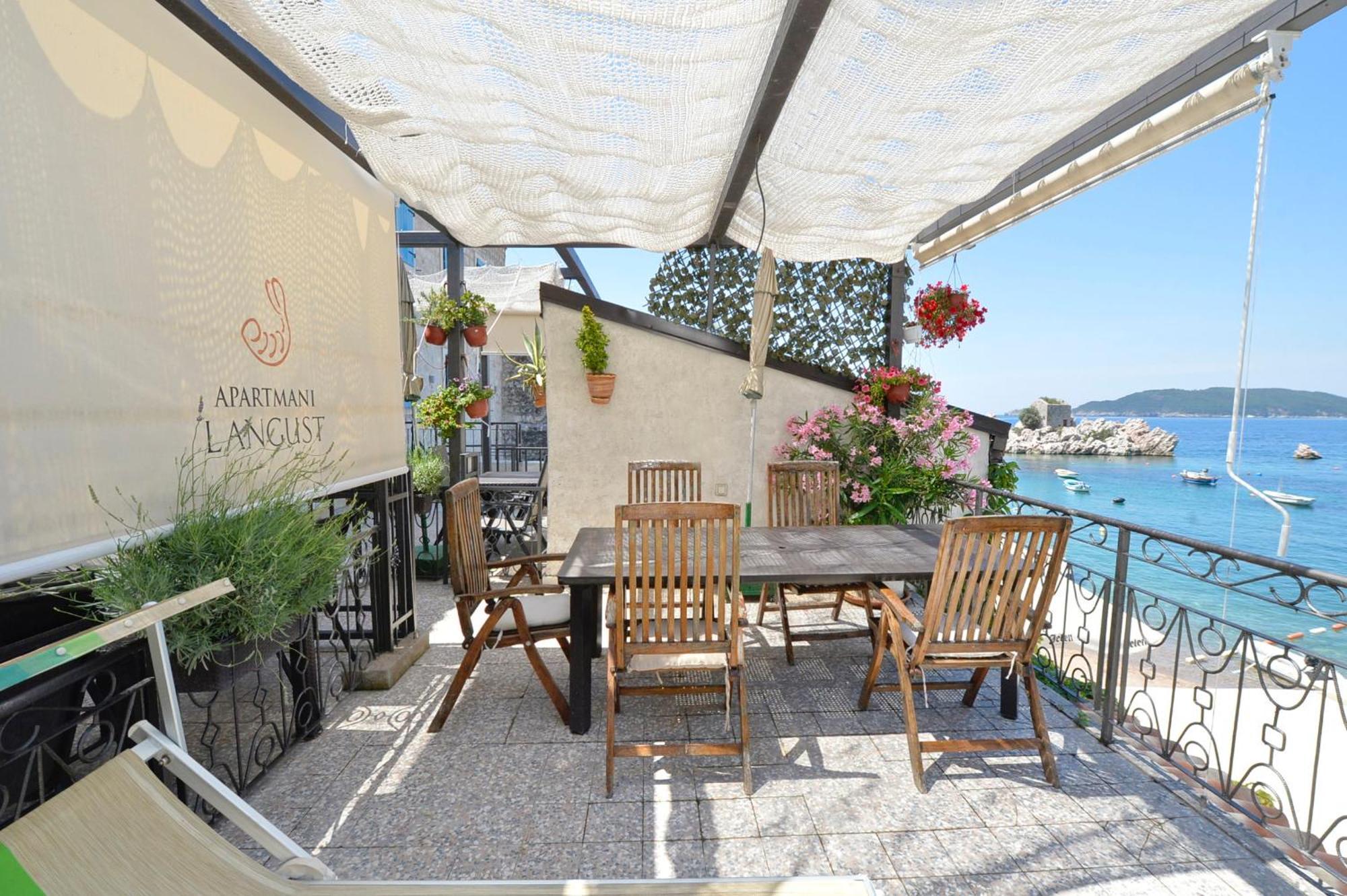 Prova Apartment
